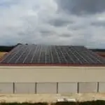 Stockage avec toiture solaire