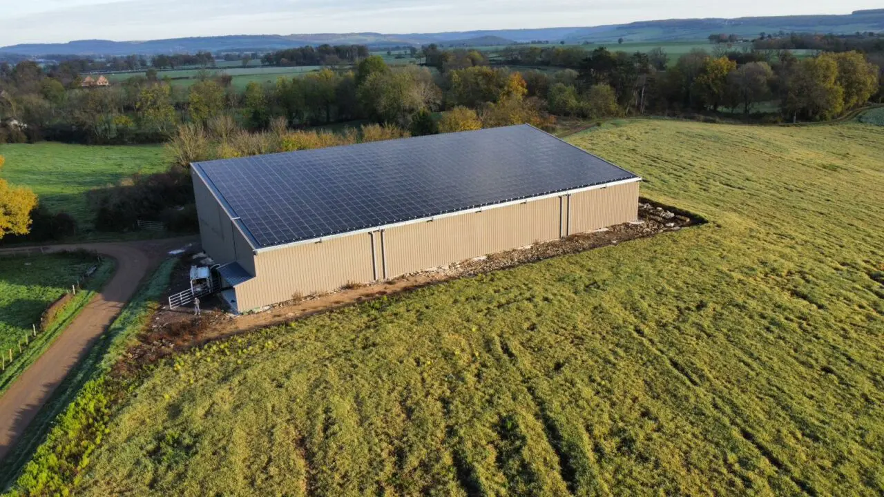 panneaux solaire pour hangar agricole